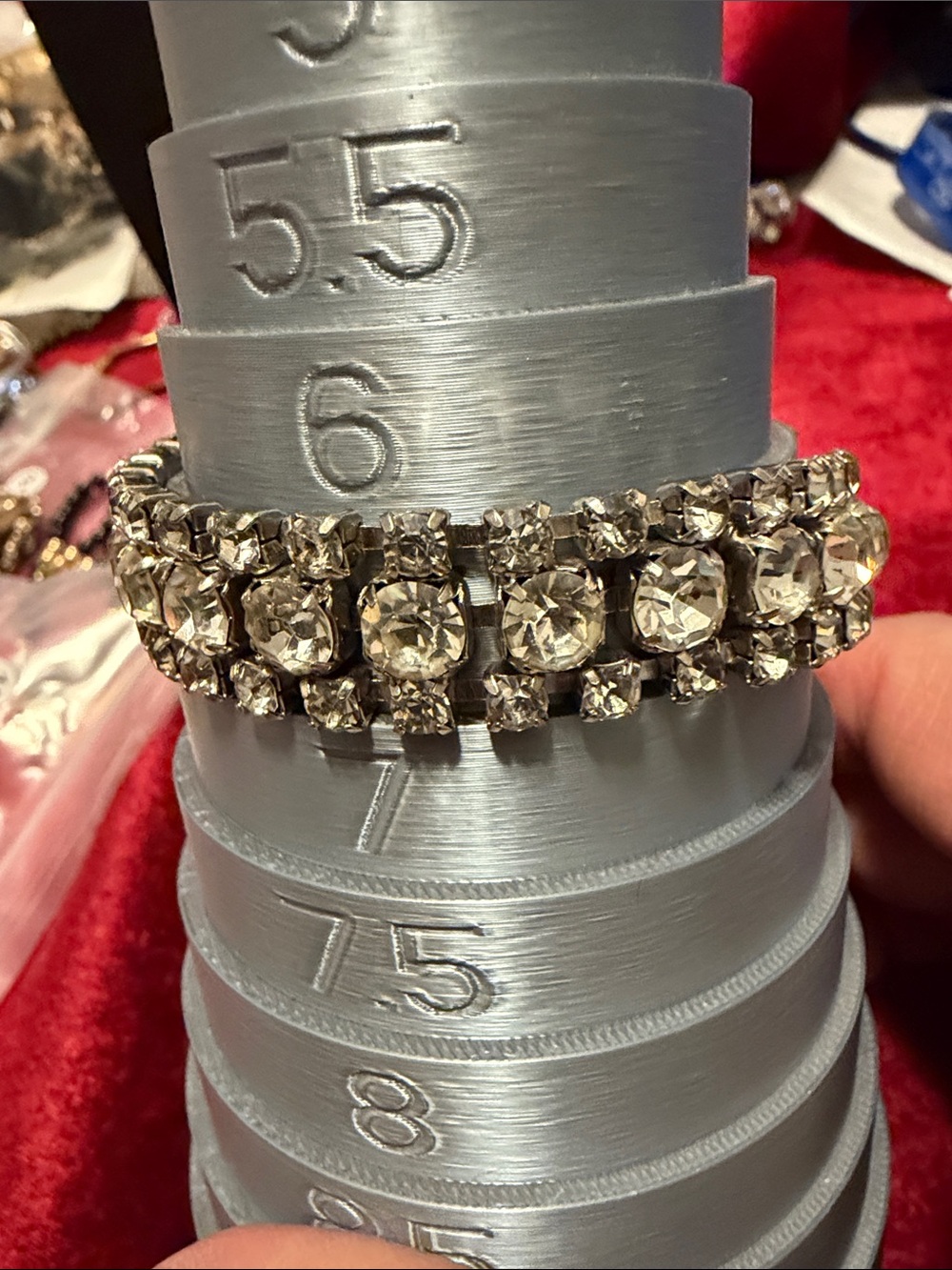 Vintage rhinestone Bracelet - great condition